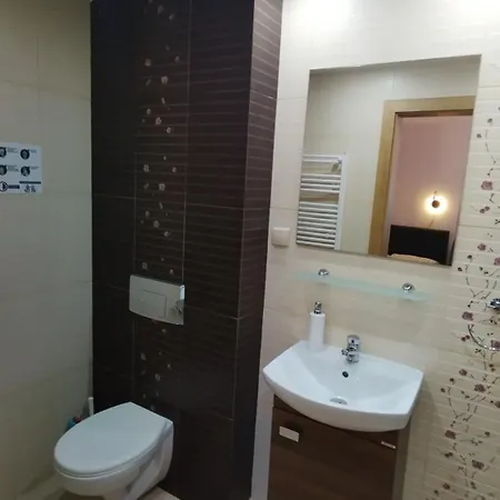 Gosciniec Re-max * Mrzeżyno