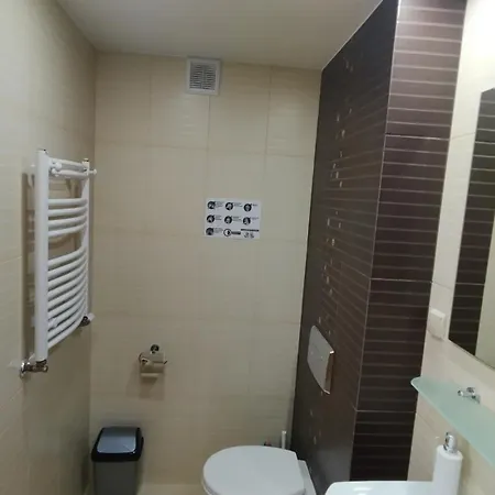 Gosciniec Re-max *