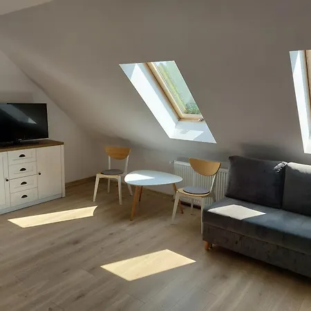 Appartamento Gosciniec Re-max Mrzeżyno