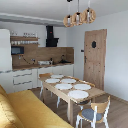 Gosciniec Re-max * Mrzeżyno