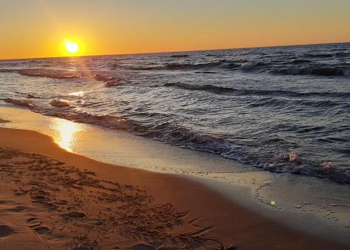 Gosciniec Re-max Daire Mrzeżyno