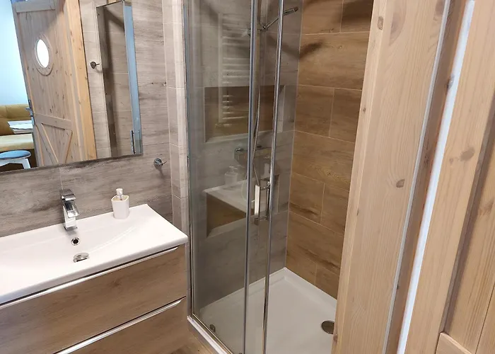 Apartamento Gosciniec Re-max Mrzeżyno