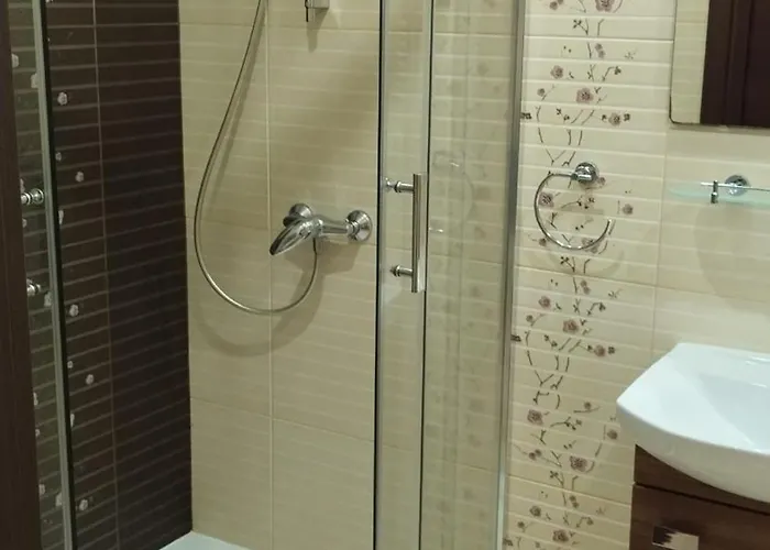 Gosciniec Re-max Mrzeżyno