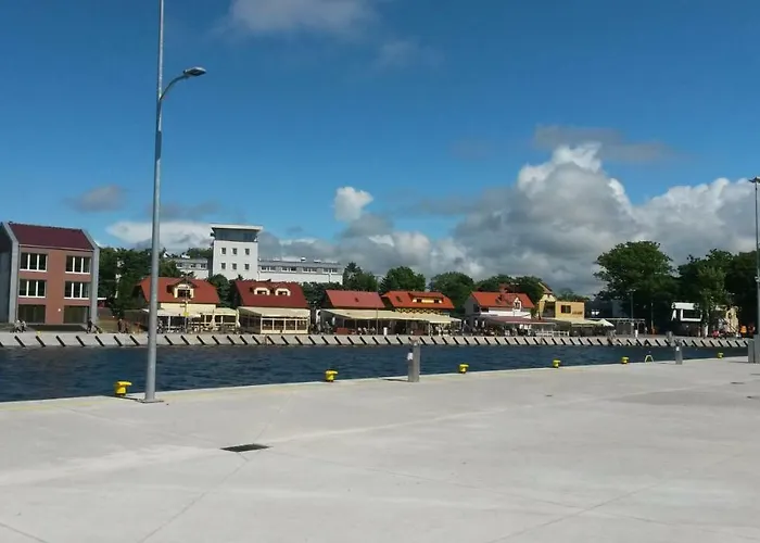 Gosciniec Re-max * Mrzeżyno